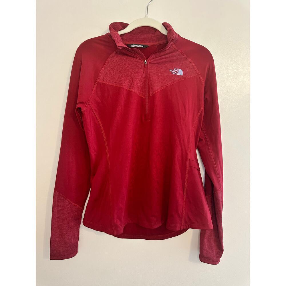 North Face Women's Red Warm Slim FIt Running 1/2 Zip Long Sleeve Pullover Medium
